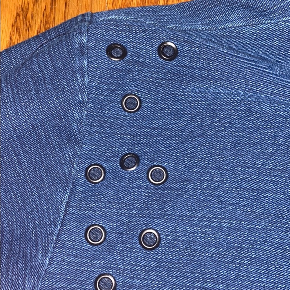 Sweater - Picture 3 of 4
